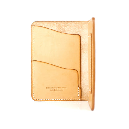 ATLAS PASSPORT WALLET NATURAL