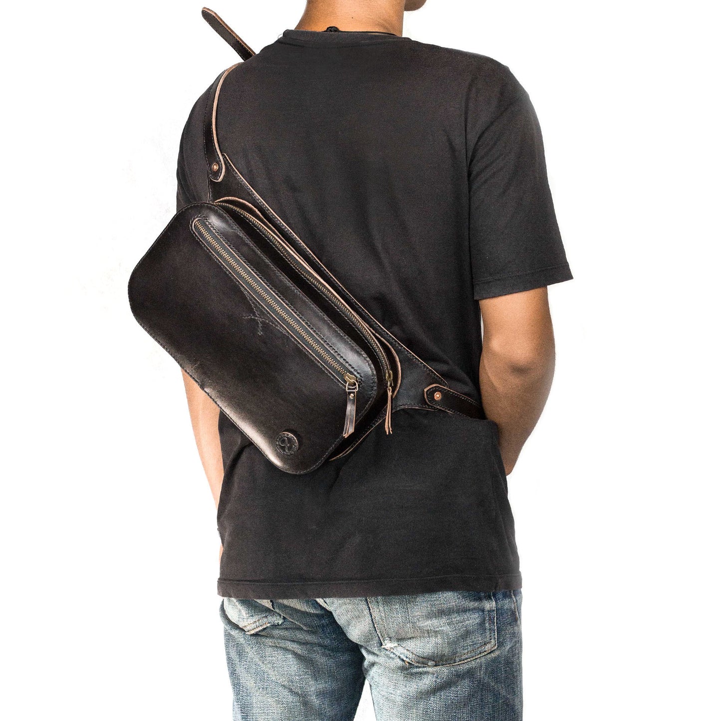 MIHARA WAIST BAG BLACK